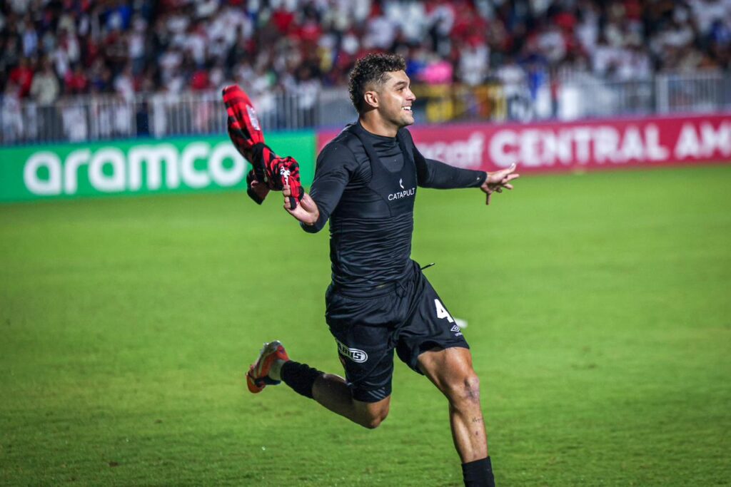 Alajuelense elimina al Olimpia, Copa Centroamericana